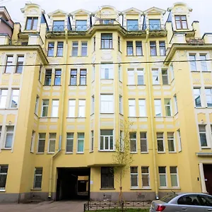 Апарт-отель Apartment On Kanonerskaya, Санкт-Петербург